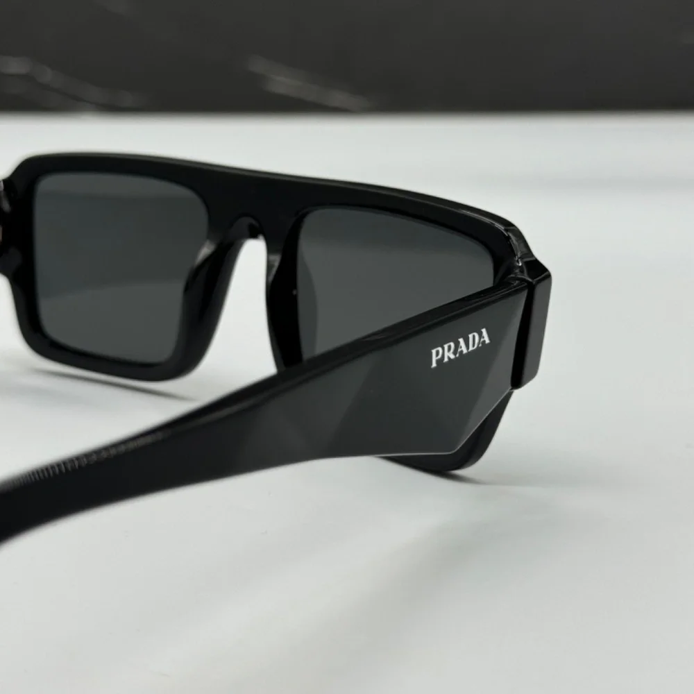 NEW PR A05S 16K08Z PRADA BLACK GREY SQUARE SPR A05 16K08Z UNISEX SUNGLASSES